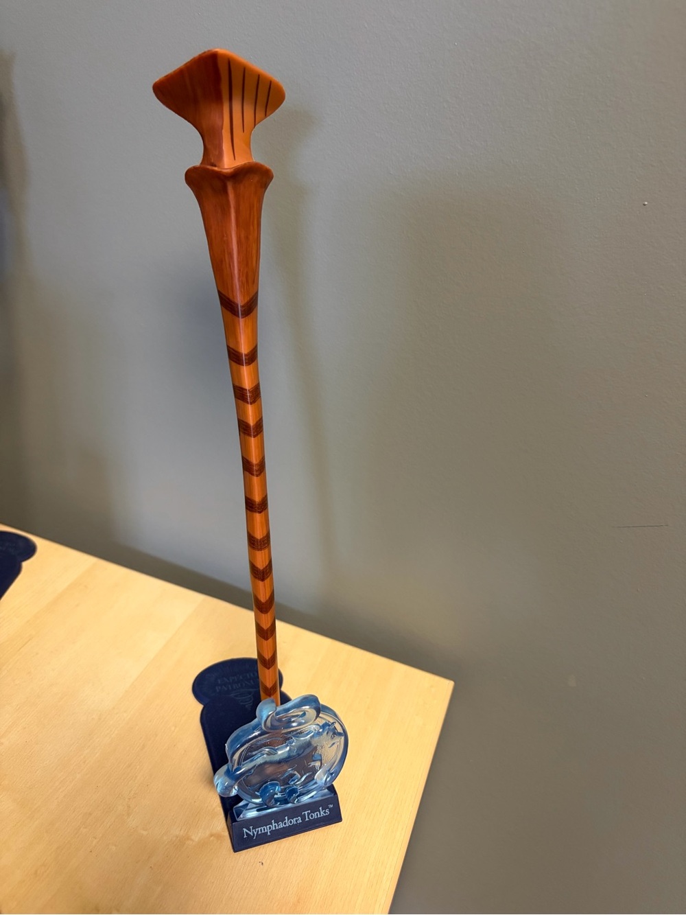 🧙🏻♂️3 for 30$ 🧙🏻♀️ Nymphadora Tonks wand with patronus stand